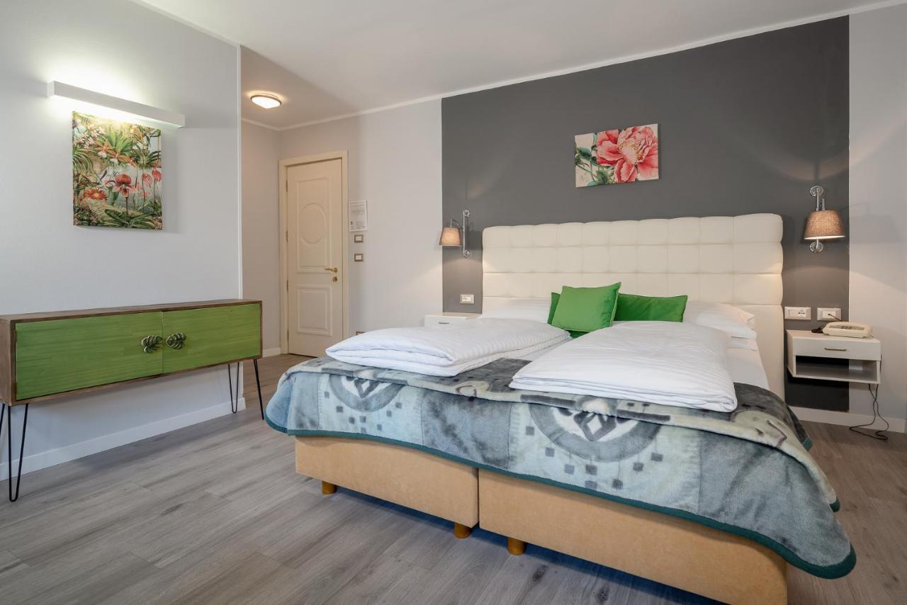 Hotel Aster Merano Bagian luar foto