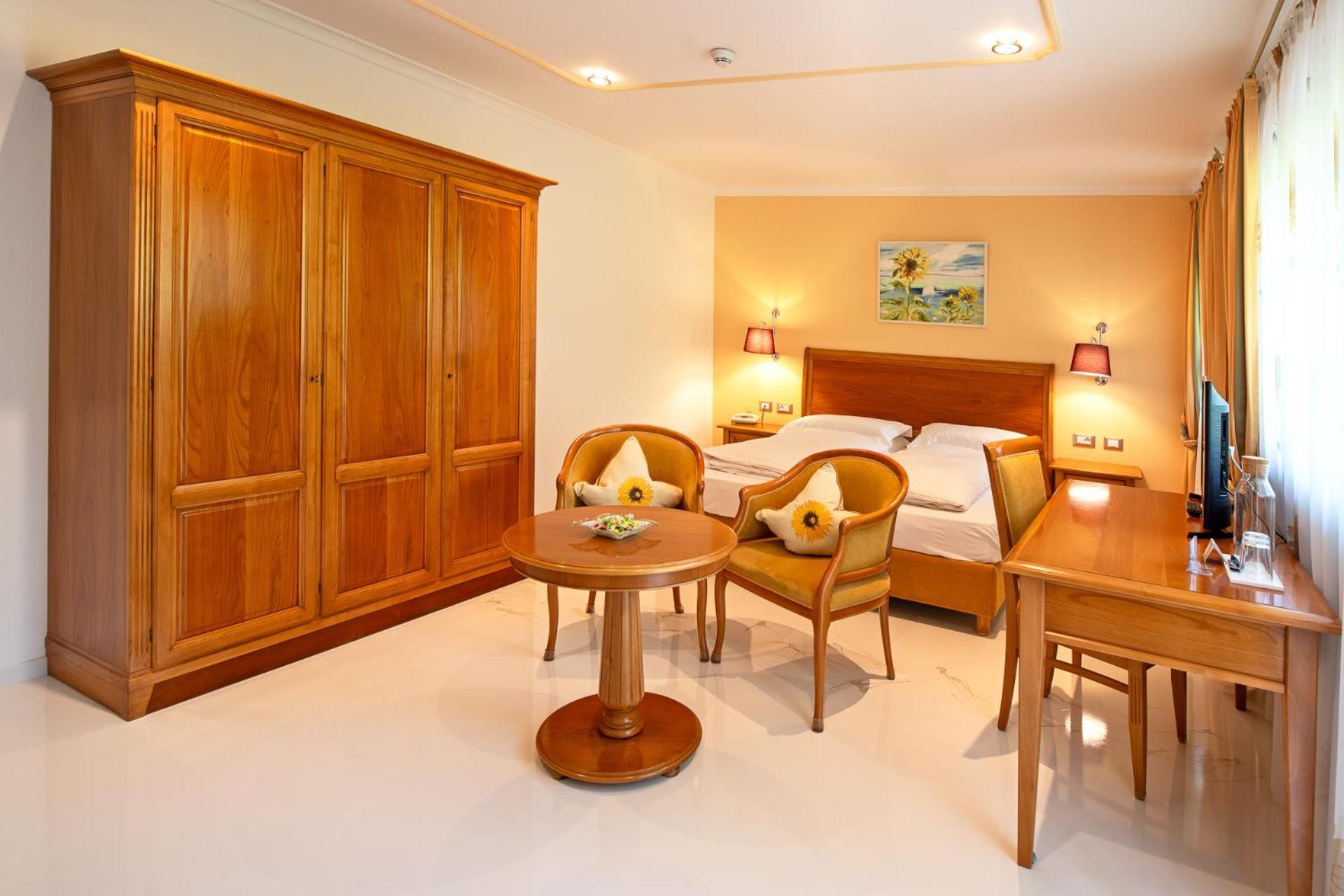 Hotel Aster Merano Bagian luar foto