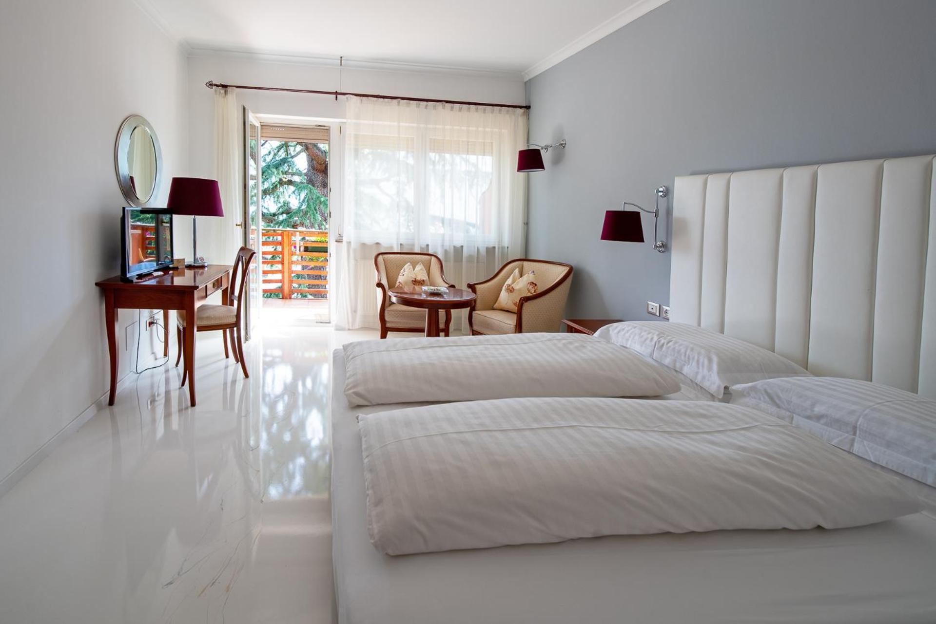 Hotel Aster Merano Bagian luar foto