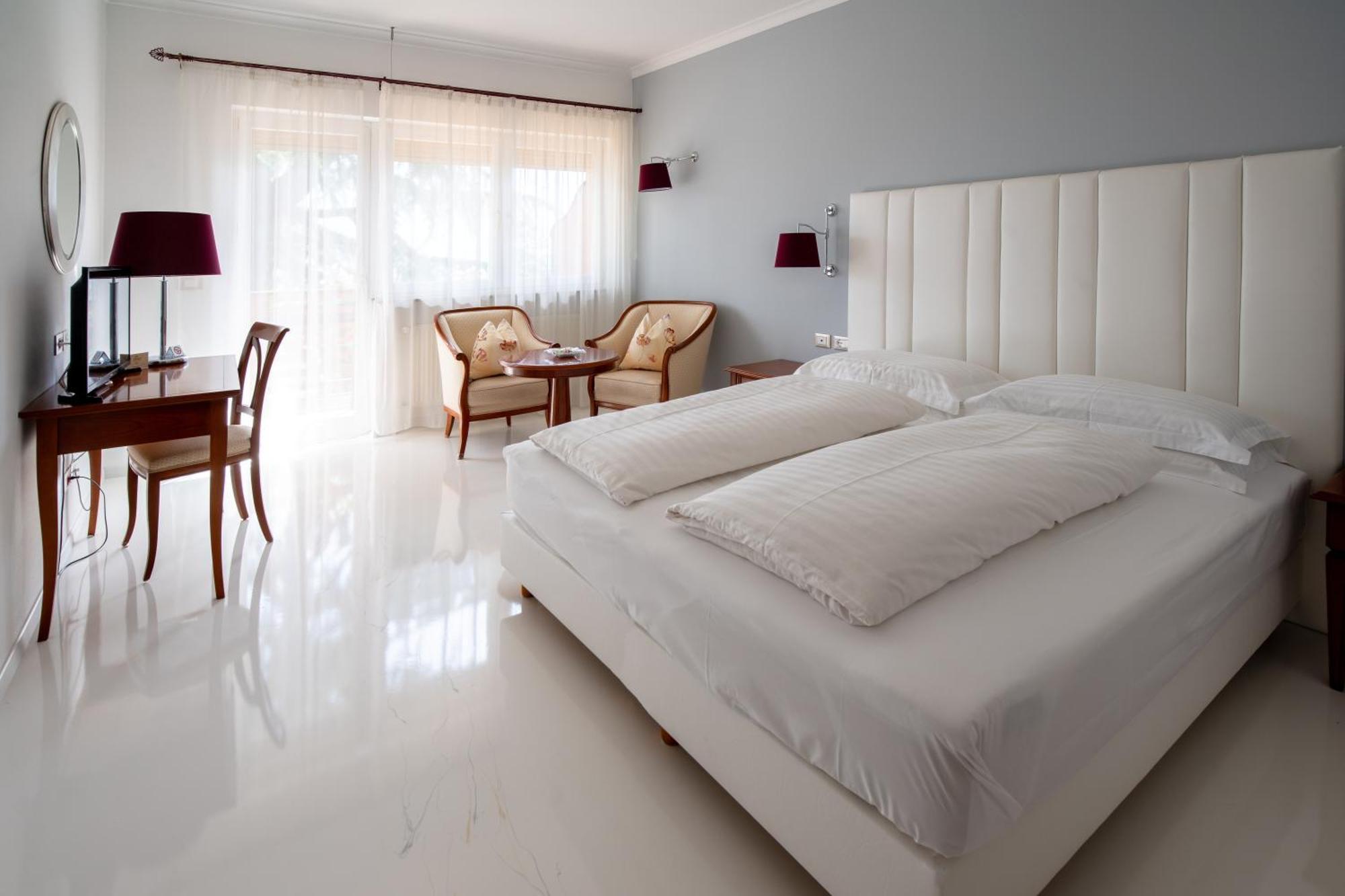 Hotel Aster Merano Bagian luar foto
