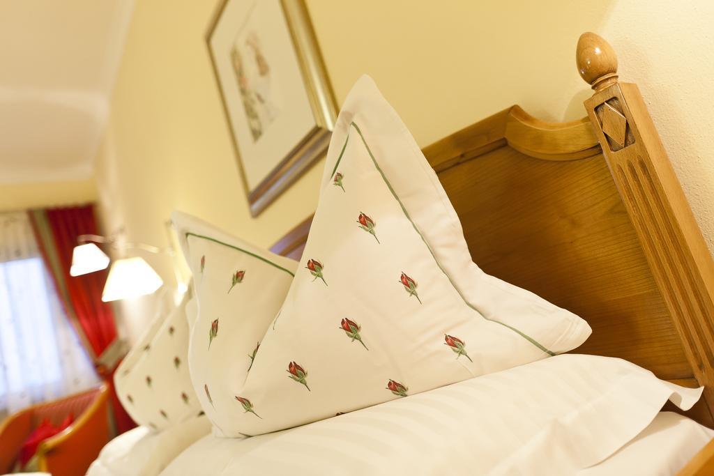 Hotel Aster Merano Bagian luar foto